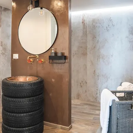 Vespa Apartment *