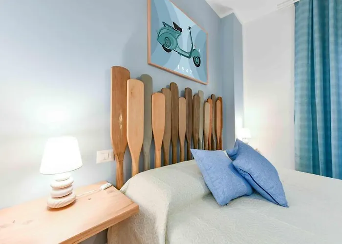 Vespa Apartment Moneglia